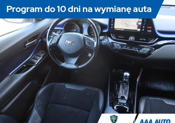 Toyota C-HR cena 83000 przebieg: 117411, rok produkcji 2017 z Darłowo małe 137